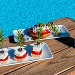 Lithos Luxury (adults Only) Hotel