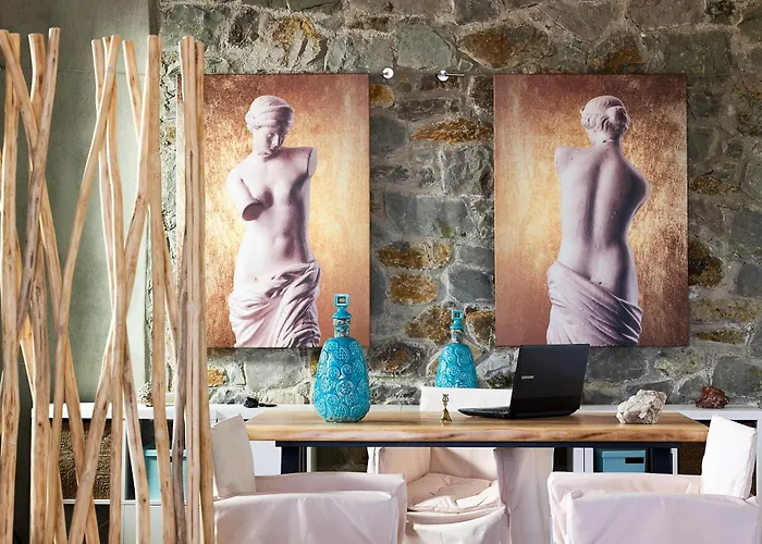 Lithos Luxury (adults Only) Hotel 3*